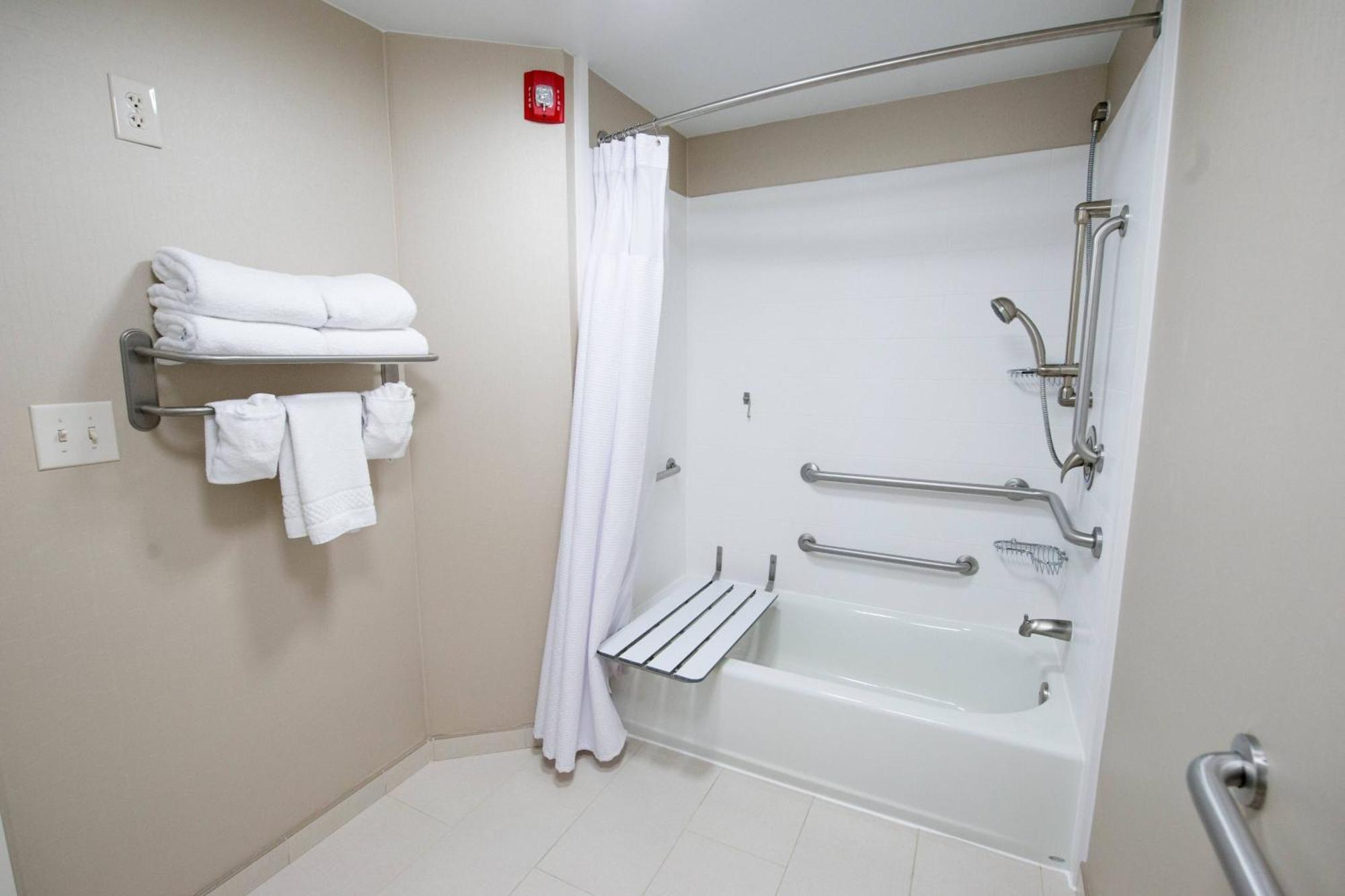Springhill Suites By Marriott Winston-Salem Hanes Mall Екстер'єр фото