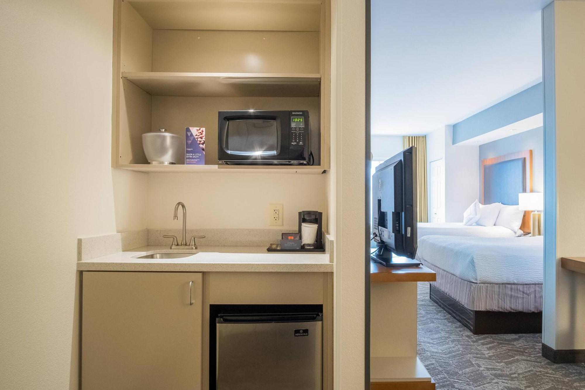 Springhill Suites By Marriott Winston-Salem Hanes Mall Екстер'єр фото