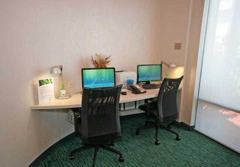 Springhill Suites By Marriott Winston-Salem Hanes Mall Екстер'єр фото