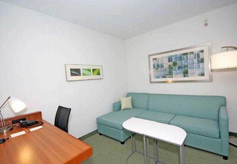 Springhill Suites By Marriott Winston-Salem Hanes Mall Екстер'єр фото